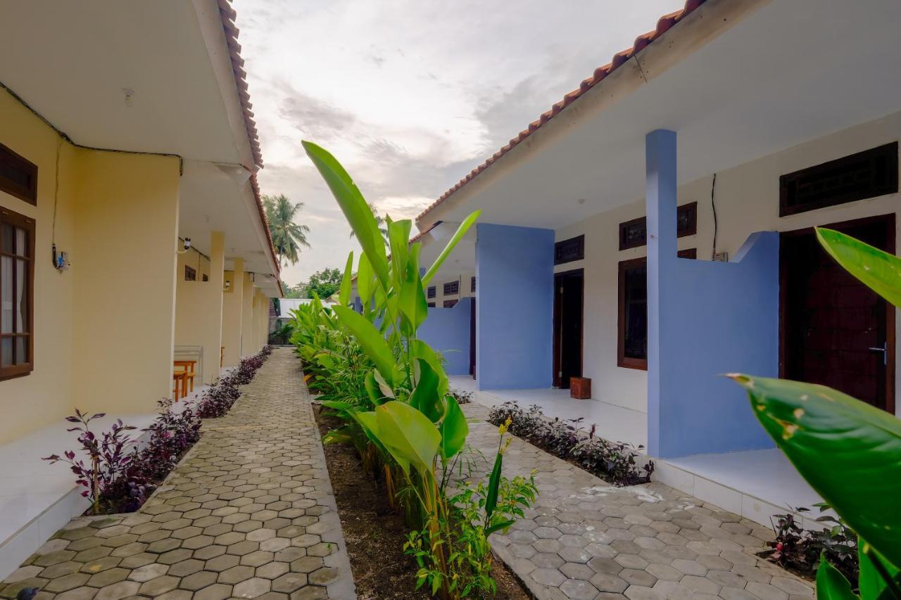 OYO 2864 Mangsit Garden Homestay Luaran gambar