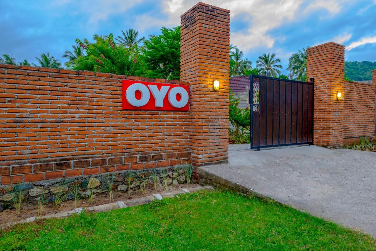 OYO 2864 Mangsit Garden Homestay Luaran gambar